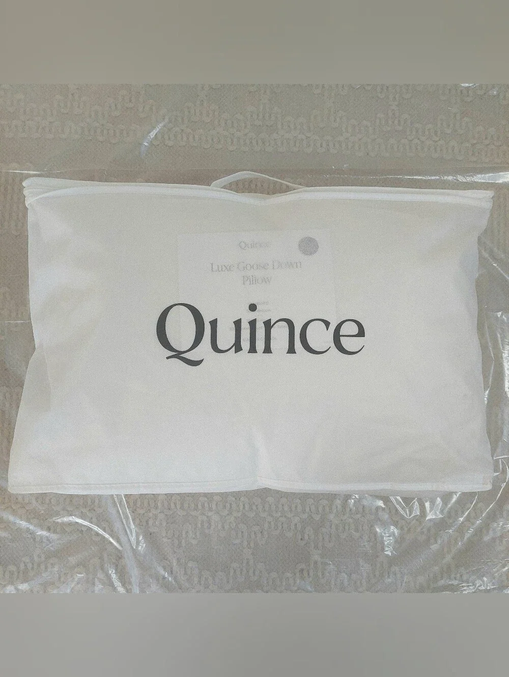 NWOT- Quince Standard White Goose Down Pillow ( Soft/ Medium)(P46)